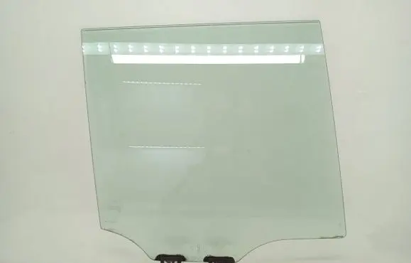 Suzuki Grand Vitara II Rear door window glass 43R00033 M213AS2 DOT20