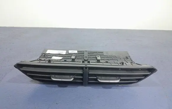 Skoda Octavia 985 Dashboard side air vent grill/cover trim 5E3820951H
