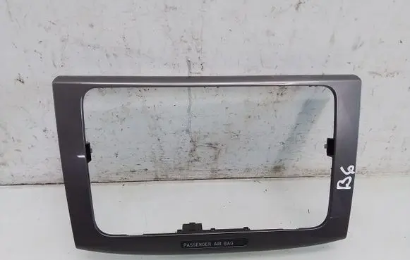Volkswagen PASSAT B6 Radio/GPS head unit trim 3C0858069