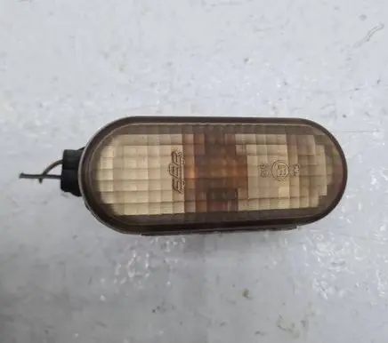 Volkswagen PASSAT B4 Front fender indicator light 3A0949117B