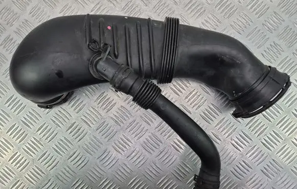 Mercedes-Benz C W205 Intercooler hose/pipe A2640905100 1002655070