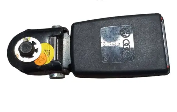 Audi Q7 4L Rear seatbelt buckle 4L0858491A 4252056002