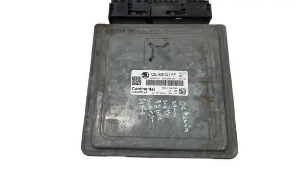 Skoda Octavia Mk2 (1Z) Engine control unit/module 03L906023AG 03L906023FP 5WP42652AA