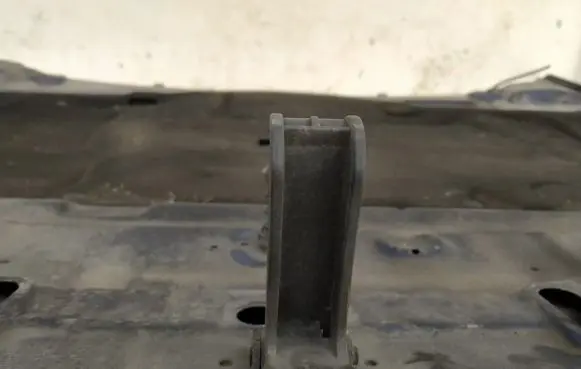 Renault Laguna II Engine bonnet (hood) release handle