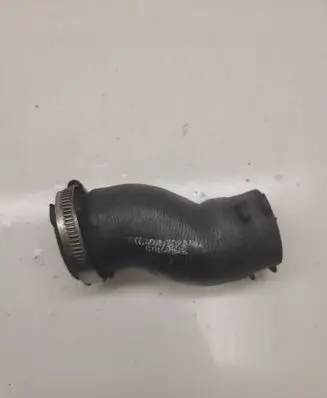 Audi A4 S4 B7 8E 8H Intercooler hose/pipe 8E0145708J