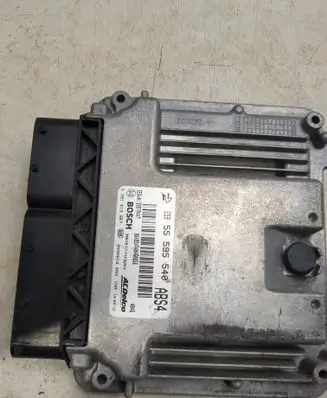 Opel Insignia A Engine control unit/module 55595540 55579447 0281019867