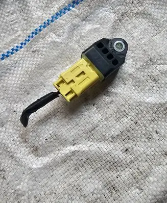 Toyota RAV 4 (XA30) Airbag deployment crash/impact sensor 8983133020 70364E0VA