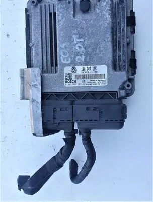Volkswagen Eos Engine control unit/module 0261S02281