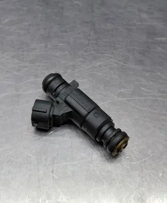 Audi A8 S8 D3 4E Fuel injector 079133551B 0280156180