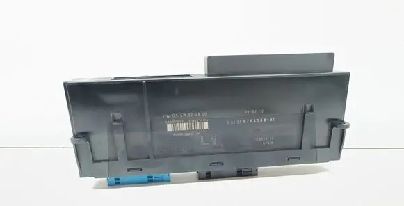BMW 1 E82 E88 Comfort/convenience module 9264568 61359264568