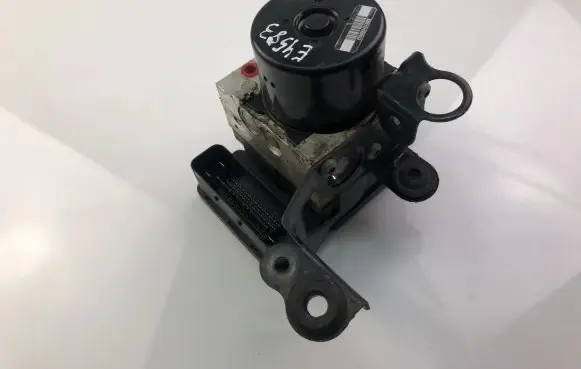 Volvo V60 ABS Pump 31329137