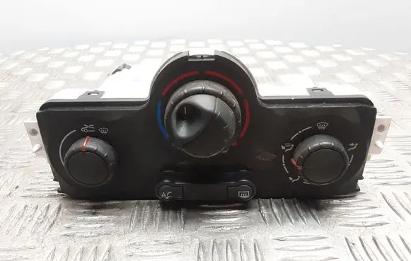 Renault Scenic II - Grand scenic II Climate control unit 69587003