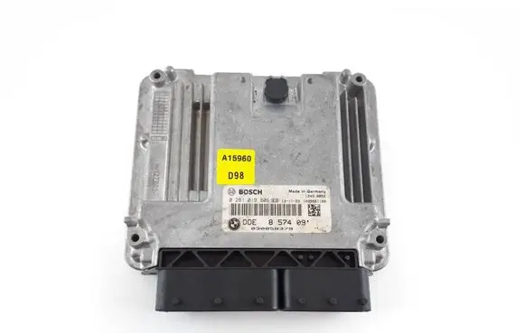 BMW 5 F10 F11 Engine control unit/module 8574091 0281019806
