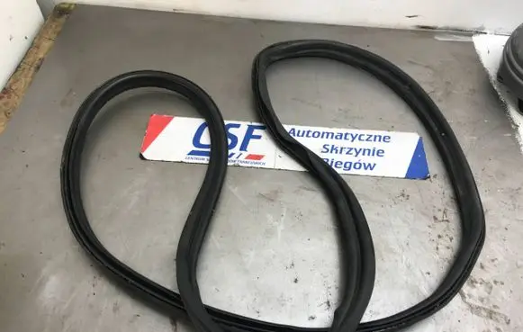 Ford Fiesta Trunk rubber seal (body) 