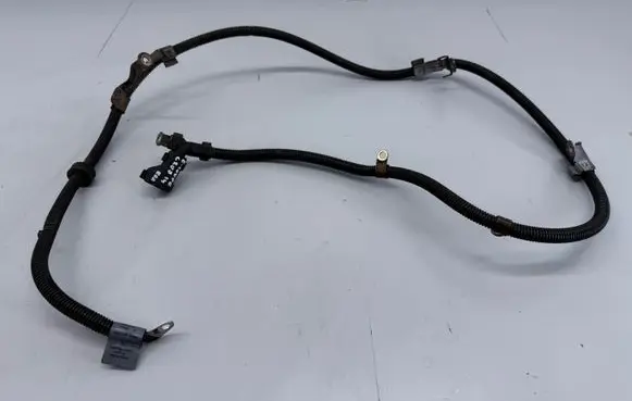 Mercedes-Benz E C207 W207 Positive cable (battery) A2044402654