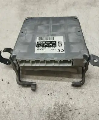Toyota Corolla E120 E130 Engine control unit/module 8966602320 1758006374 MB1758006374