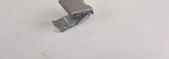 Mitsubishi L200 Engine bonnet (hood) release handle