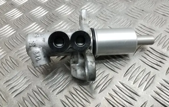 Audi A4 S4 B6 8E 8H Master brake cylinder TRW2499 2499