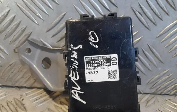 Toyota Avensis T270 Other control units/modules 8969005040