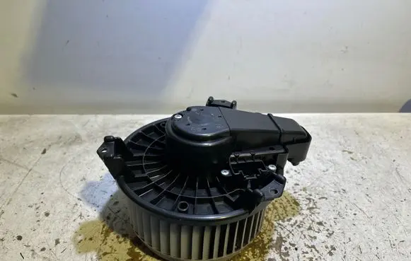 Lexus ES 250 - 300 - 330 Heater fan/blower