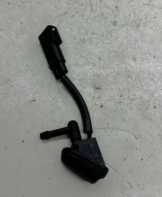 Ford Mondeo MK IV Windshield washer spray nozzle 4M5117666