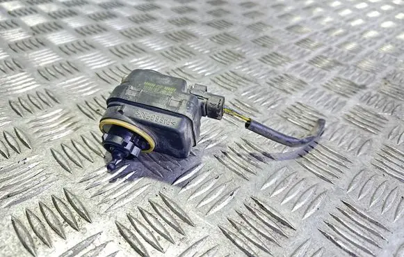 Citroen Xsara Picasso Headlight level adjustment motor 