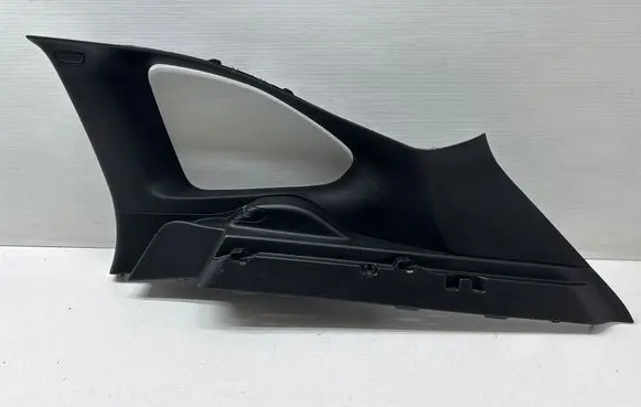 BMW X1 F48 F49 (D)pillar trim (top) 51437332820 7332820