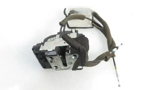 Infiniti M Front door lock