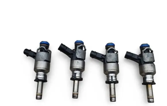 Audi A8 S8 D4 4H Fuel injector 1079036G 079036G