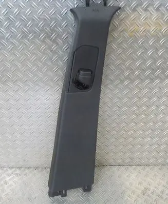 Jeep Grand Cherokee (B) pillar trim (top)