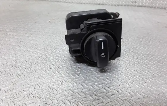 Light switch