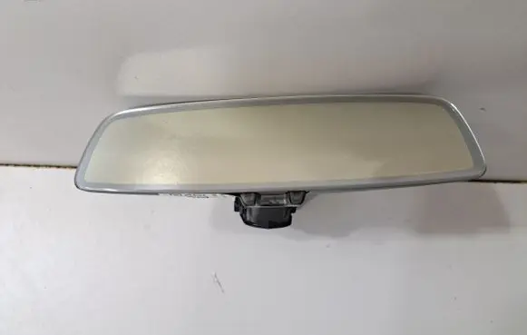 Rear view mirror (interior)