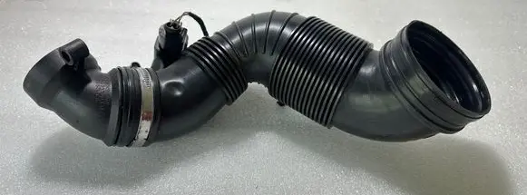Volkswagen PASSAT B7 Turbo air intake inlet pipe/hose 3C0129635 3C019654 5N0906391
