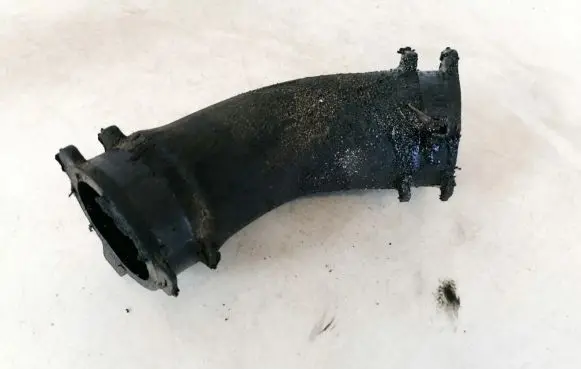 Audi A4 S4 B6 8E 8H Intercooler hose/pipe 8e0145944a