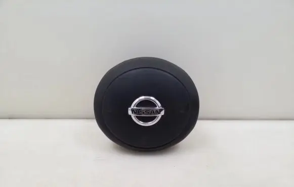 Nissan Micra Steering wheel airbag