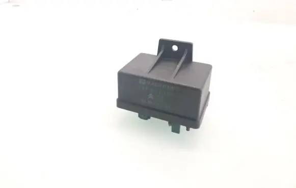 Citroen C5 Glow plug pre-heat relay 9639912580