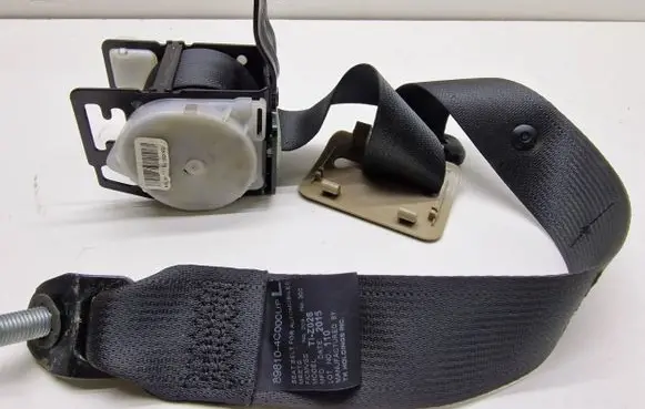 KIA Optima Rear seatbelt 898104C000UP