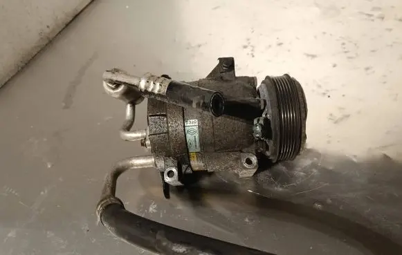 Renault Laguna II Air conditioning (A/C) compressor (pump)