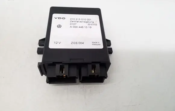 Mercedes-Benz Sprinter W901 W902 W903 W904 Door central lock control unit/module A0004461019 410215010001
