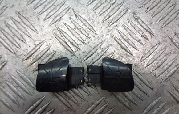 Chevrolet Lacetti Steering wheel buttons/switches 