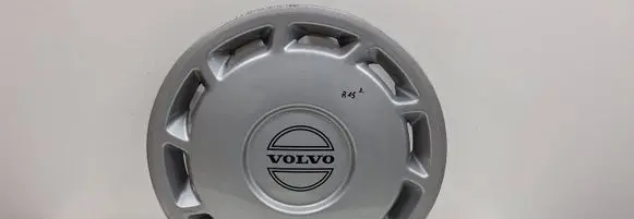 Volvo 960 R15 wheel hub/cap/trim 9127311