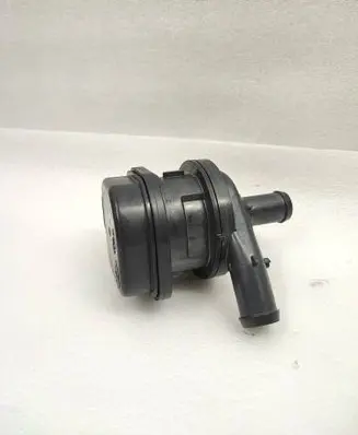 Volvo XC40 Electric auxiliary coolant/water pump 31493259 8888569690