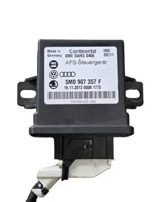 Volkswagen PASSAT B7 Light module LCM 5M0907357F