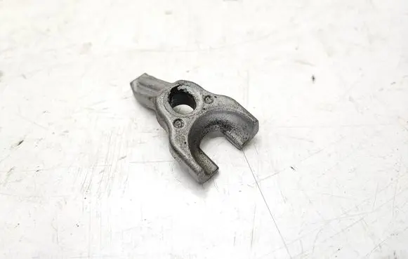 BMW 3 E90 E91 Fuel Injector clamp holder 