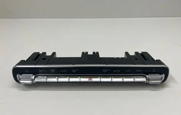Mercedes-Benz CLA C118 X118 Climate control unit A2479056803