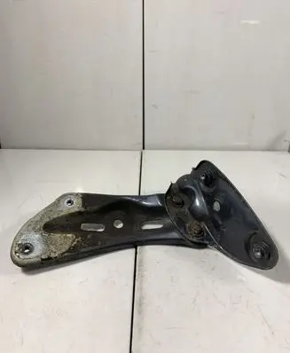 Skoda Octavia Mk2 (1Z) Fender mounting bracket 1Z0821142