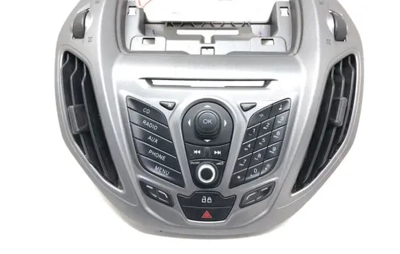 Head unit multimedia control