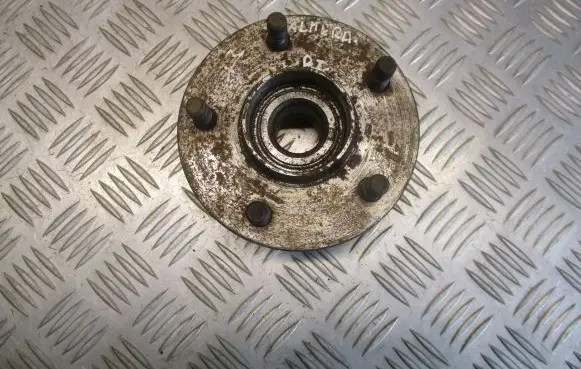 Nissan Almera N16 Rear wheel bearing hub 