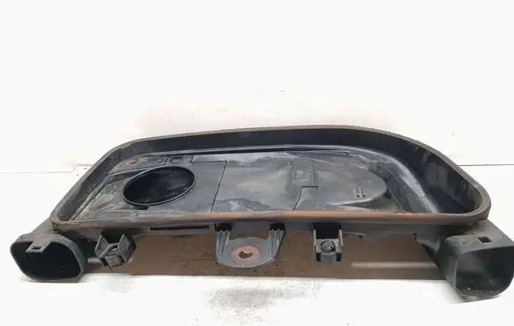 BMW 5 F10 F11 Air filter box 7812064