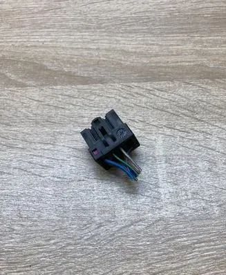 Volkswagen Golf V Plug wire 1J0937733